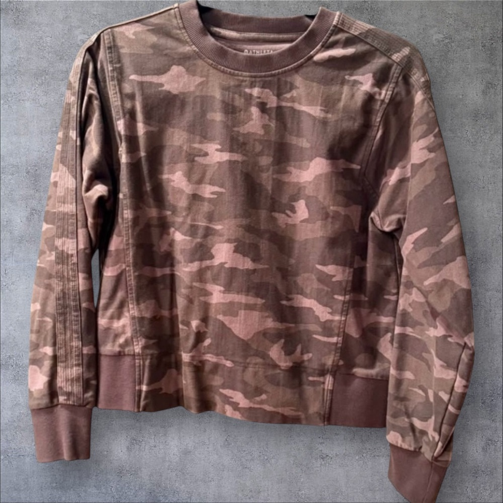 ATHLETA Farallon Cropped Camo Printed Crewneck Sweatshirt Size XS